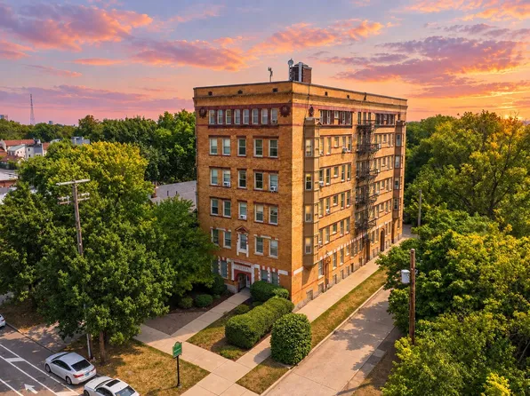 Chelsea Manor, 2711 W 14th St APT 53, Cleveland, OH 44113