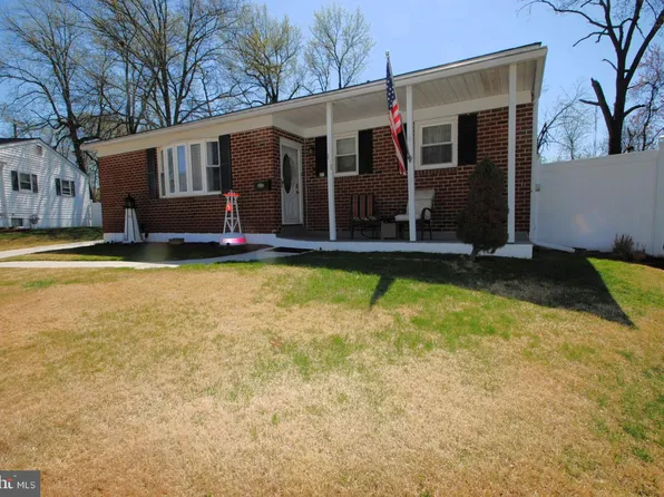 131 Dunsinane Dr, New Castle, DE 19720