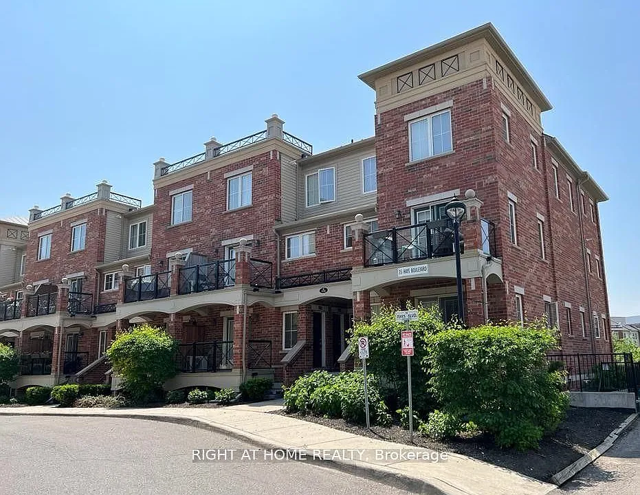 35 Hays Blvd #10