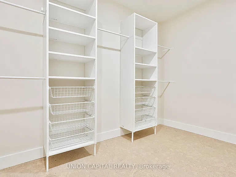 278 Lisgar St #C — Photo 14