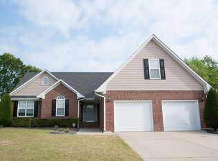 3802 Talus Rd, Fayetteville, NC 28306