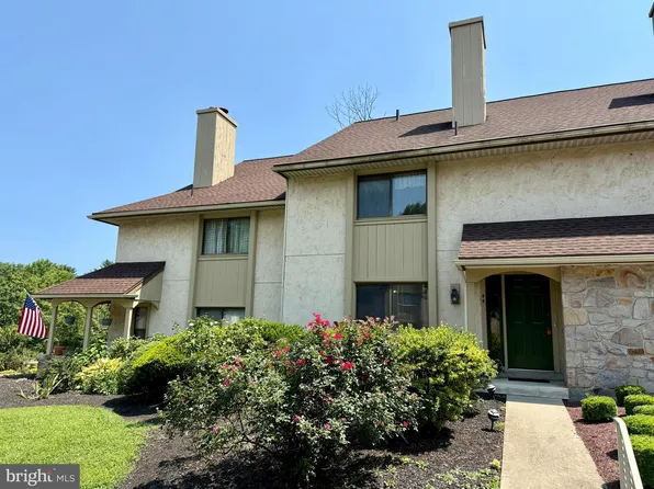 44 Muirfield Dr, Reading, PA 19607