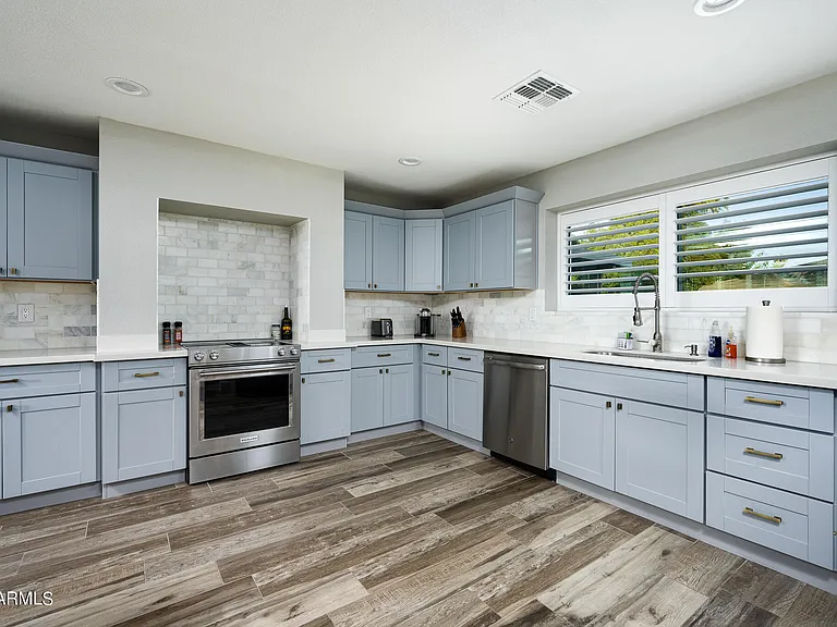 4501 N 86th Pl — Photo 10