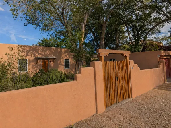 2334 Rio Grande Blvd NW, Albuquerque, NM 87104