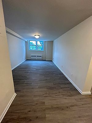 1st image of 10 Stratford Ave Floor 2