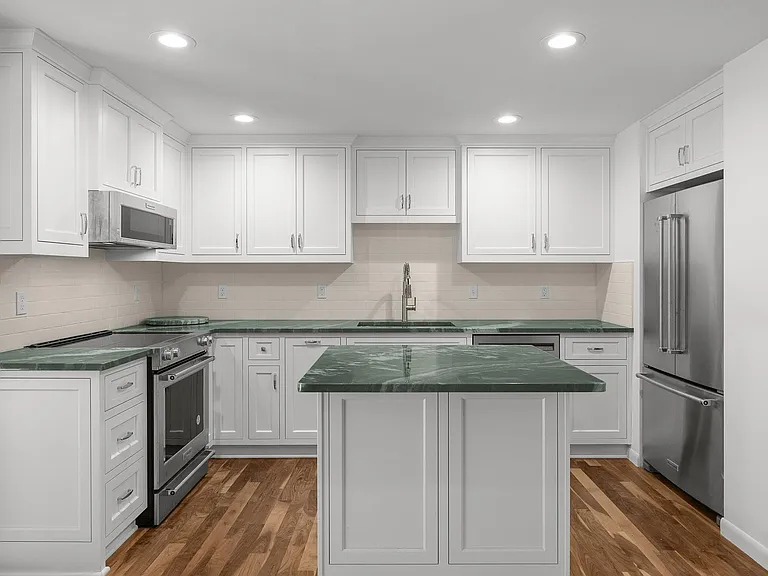 2936 SE Clay St — Photo 15