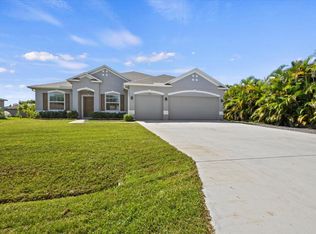 382 SW Buswell Ave, Port Saint Lucie, FL 34983