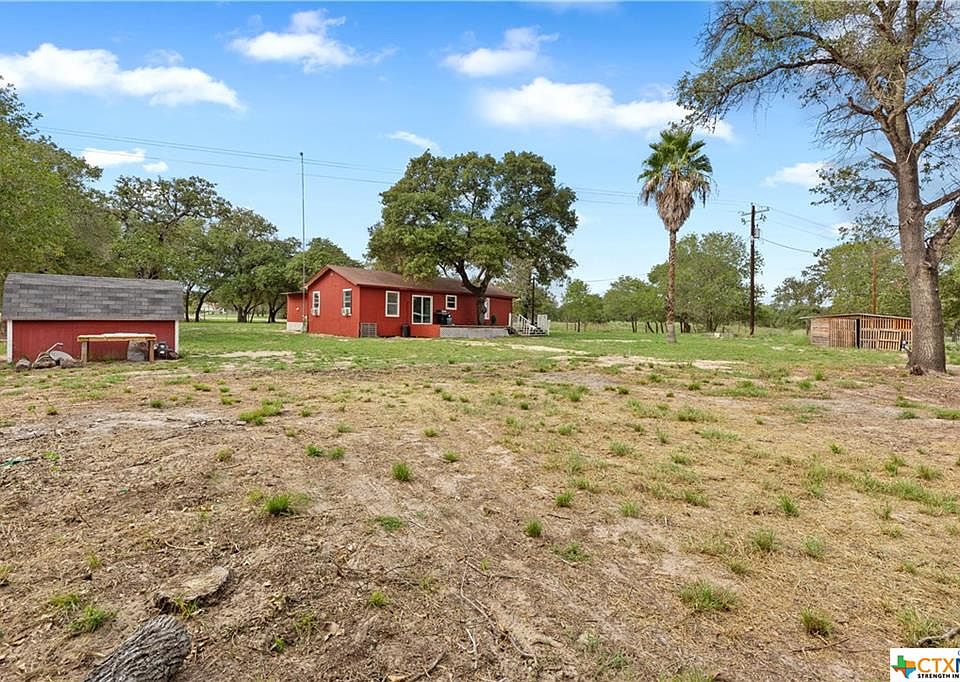 1st image of 107 Flores Oaks Dr