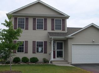 1556 Moluf St, Dekalb, IL 60115