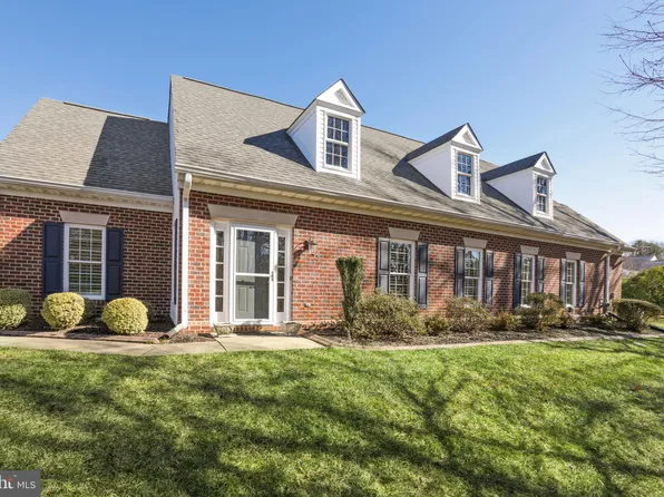 9306 Dalmahoy Ln, Fredericksburg, VA 22408