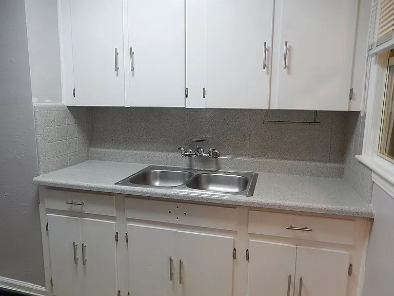 768 Arkansas St — Photo 8