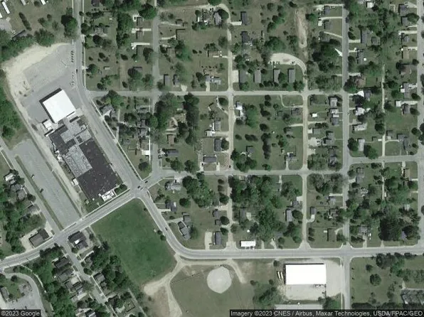 1223 Darwin Ave, Big Rapids, MI 49307