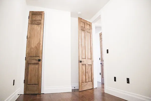 Rented by Lofts and Flats LLC | media 7