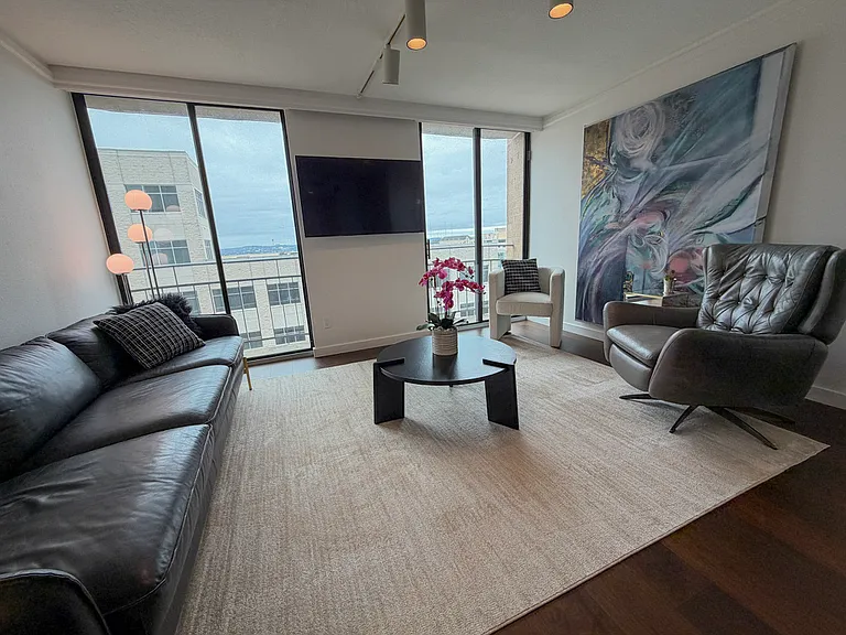 1122 Colorado St #1301 — Photo 10
