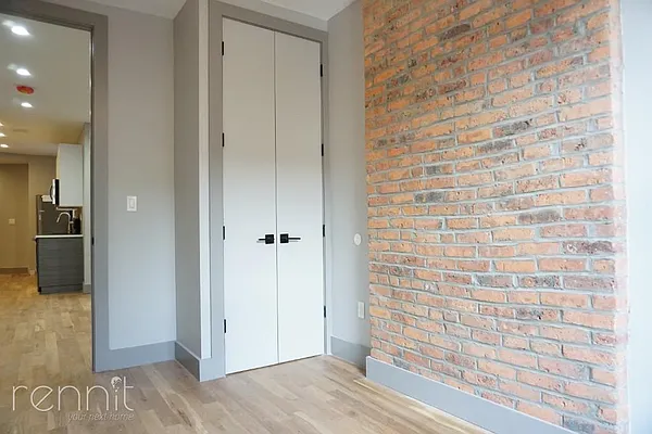 Rented by Rennit Inc. | media 18