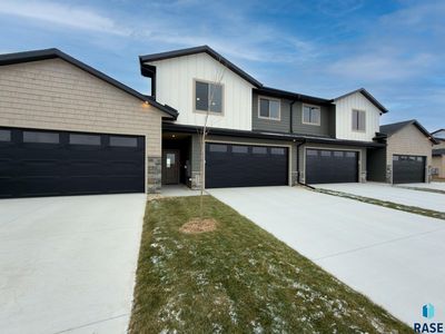 2820 E Hazelnut St, Brandon, SD, 57005