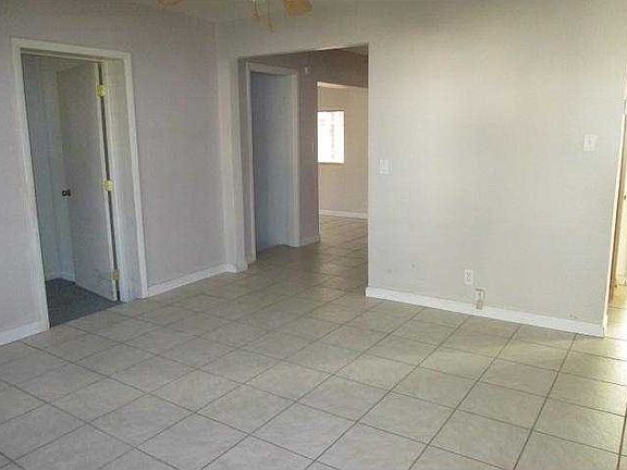 2nd image of 5300 NE 1st Ter