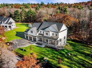 82 Chamberlain St, Holliston, MA 01746