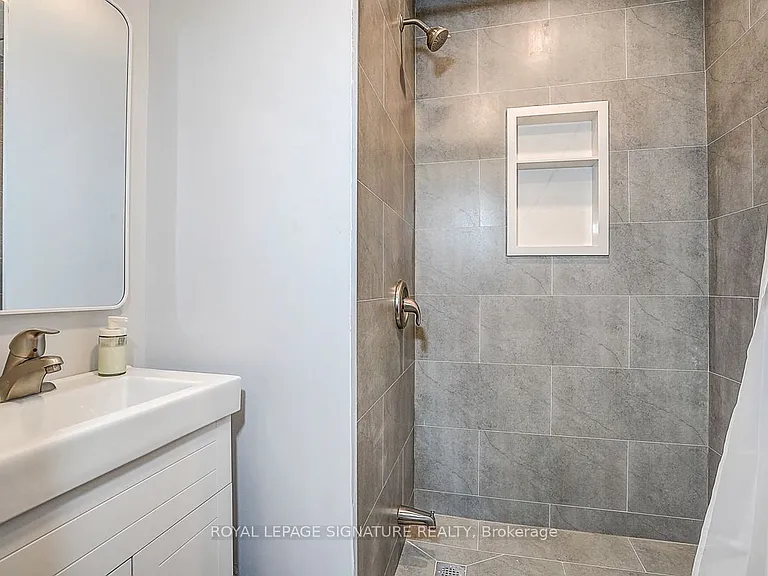 252 Annette St #2 — Photo 22