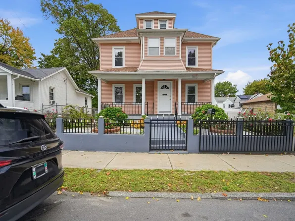 98 Bristol St, Springfield, MA 01109