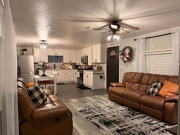 3rd image of 2050 S Magic Way Space 181