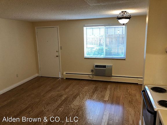 5th image of 833 N Emerson St #11214884