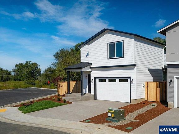 2nd image of 7429 SE Berg Dr