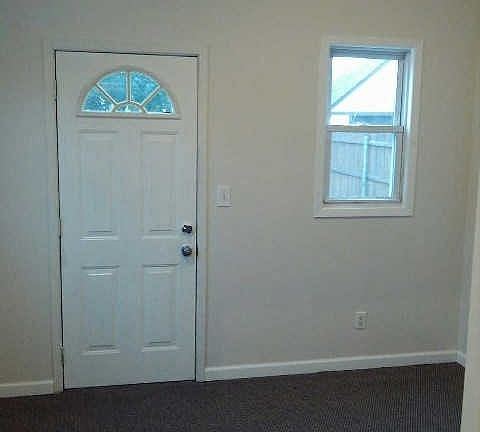 5th image of 85 E John St