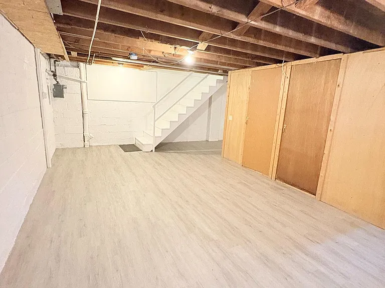 8134 Glen Gary Rd — Photo 18