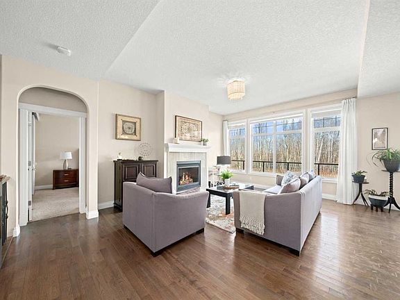 5th image of 20 W Ranchers Grn