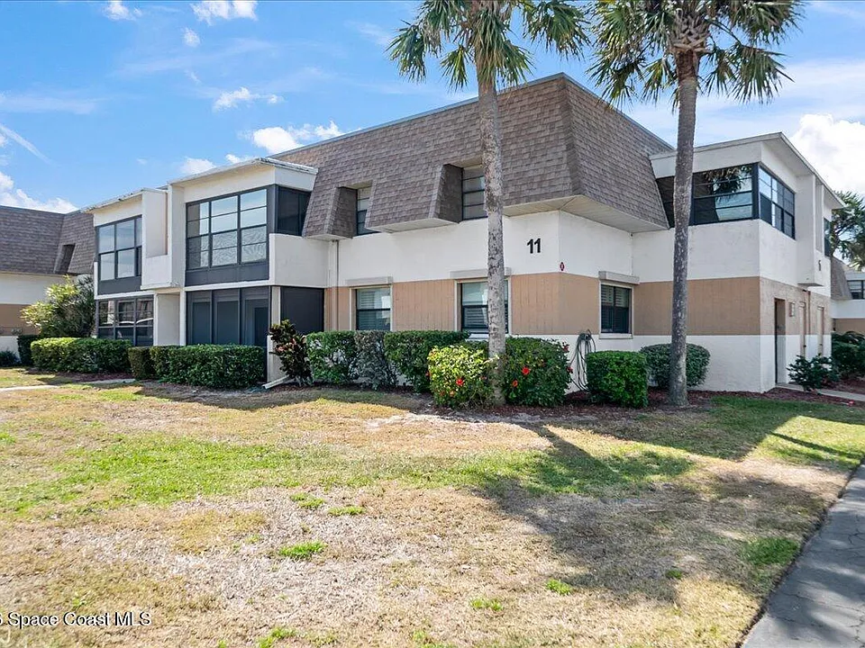2700 N Highway A1A #11-202