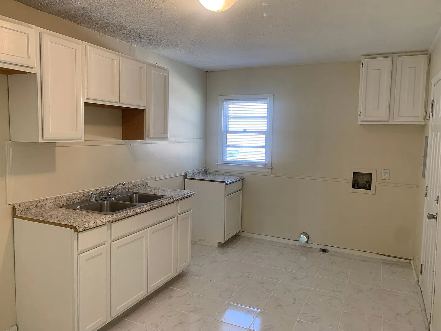 Adorable Three Bedroom Home! — Photo 3