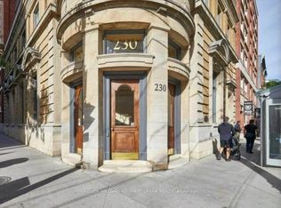 230 King St E #304, Toronto, ON M5A 1K5