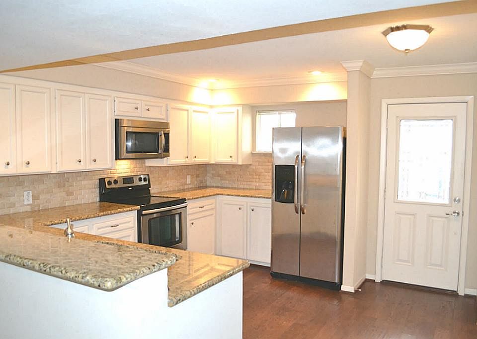 1st image of 7834 Woodway Dr #7834