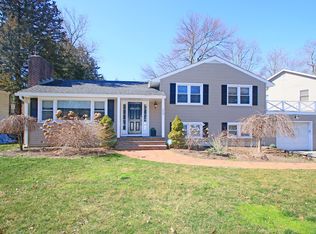 219 Pansy Rd, Fairfield, CT 06824
