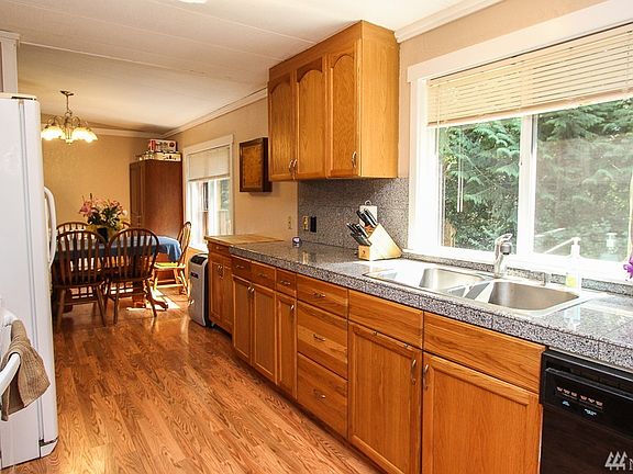 5th image of 11945 Clear Creek Ct NW