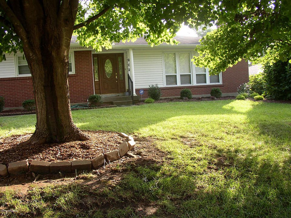 2nd image of 902 Wicksbury Pl