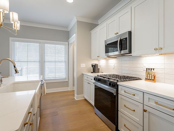 3rd image of 7587 Paxton Cir Lot 3