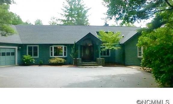 2nd image of 47 Oak Gate Dr