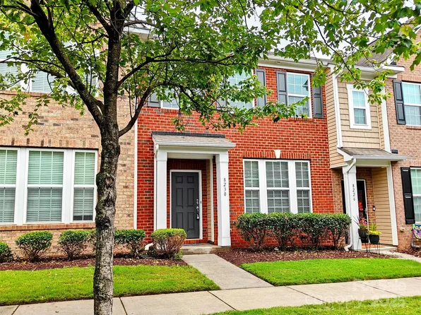 8230 Viewpoint Ln, Cornelius, NC 28031