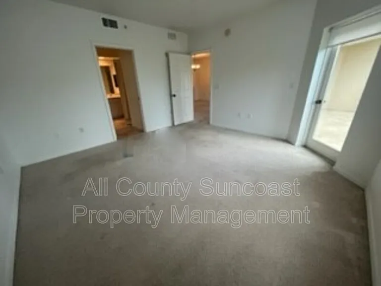 960 Starkey Rd #1305 — Photo 7
