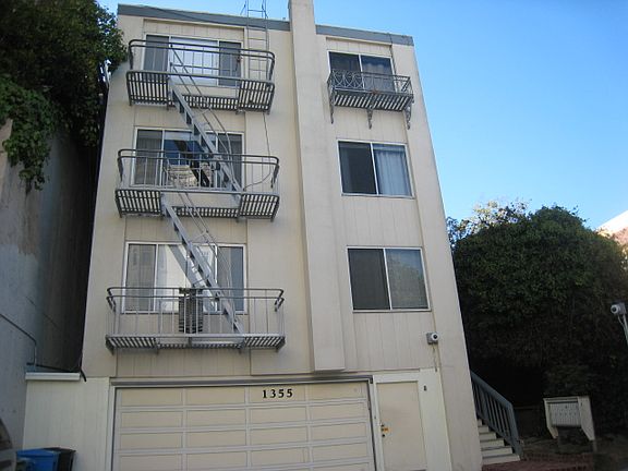 2nd image of 1355 Lombard St APT 102