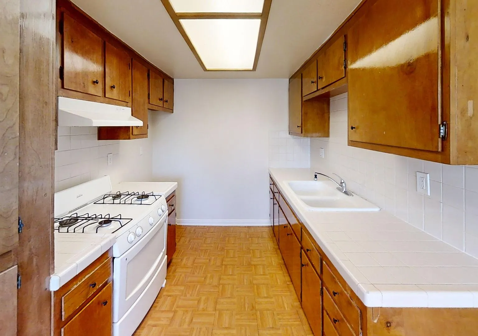 34740 Avenue H — Photo 3