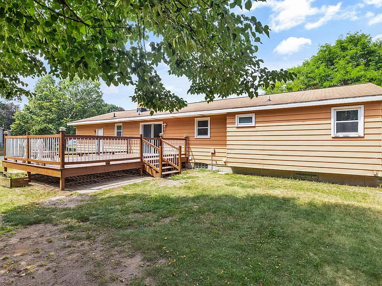 3400 Las Vegas Dr NE — Photo 30