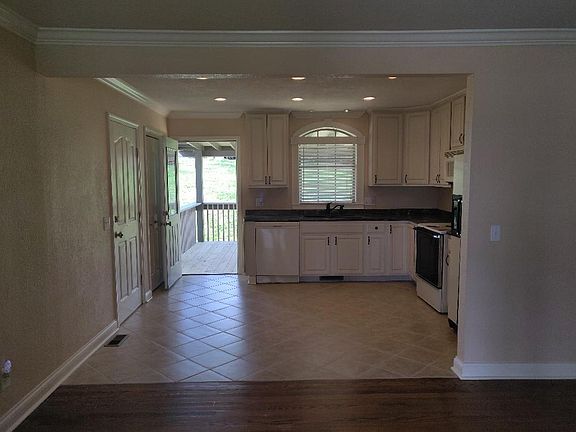 2nd image of 3816 Calaford Dr