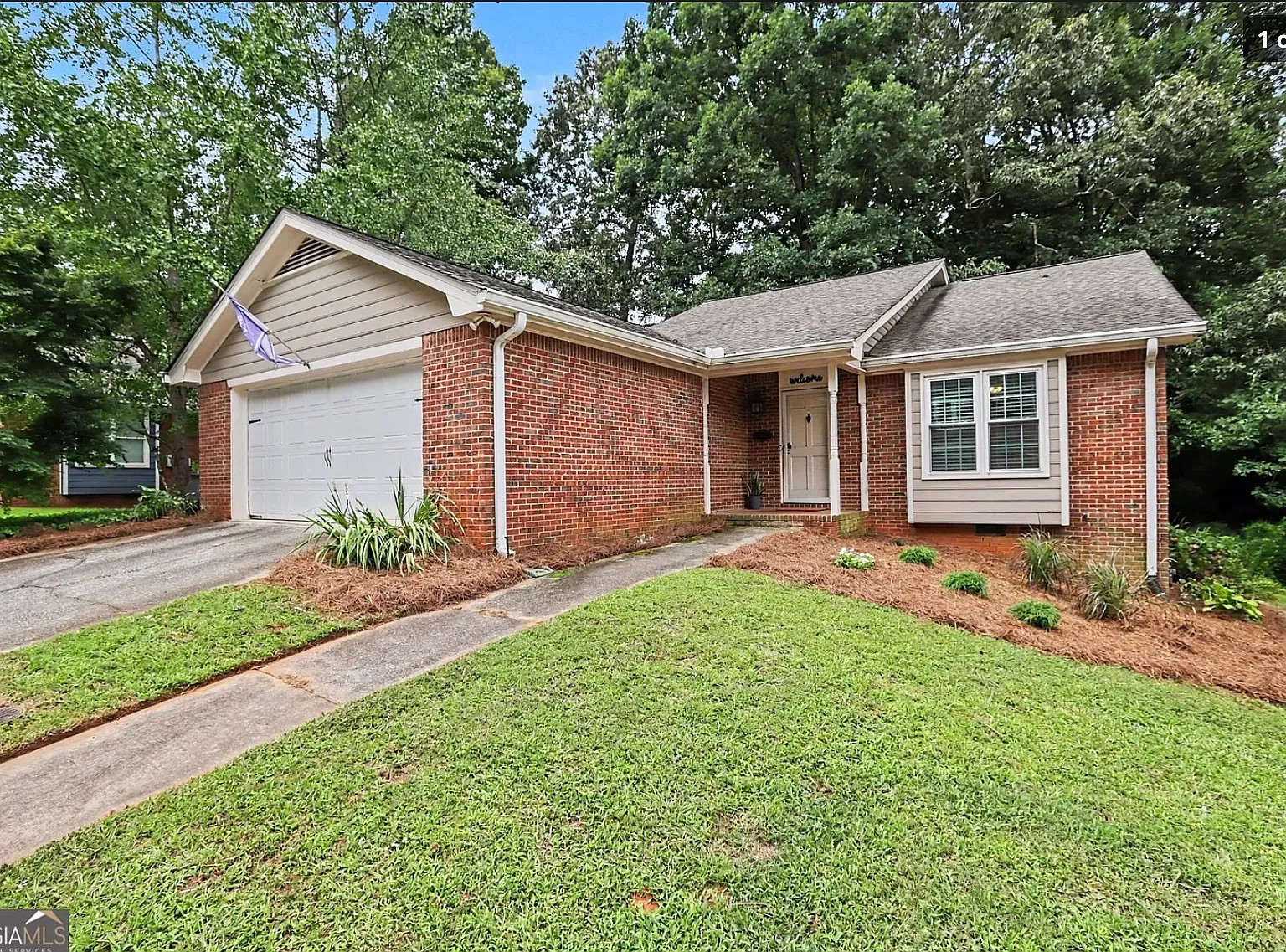 3 bed, 2.5 bath, 2086 sqft, $2,750 — Photo 1