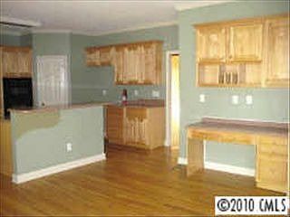 3rd image of 2427 Thomashire Ct