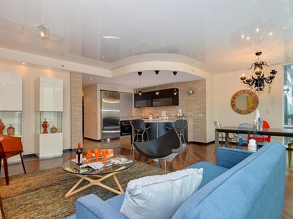 5th image of 20 Newport Pkwy APT 507