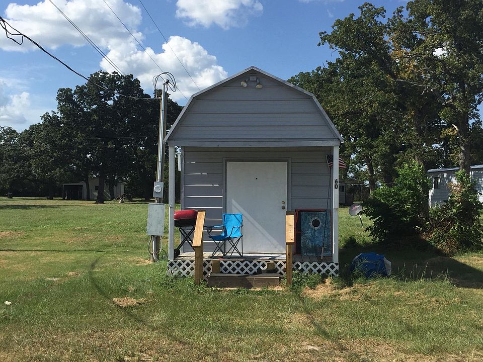 2nd image of 606 Fm 1696 Rd W
