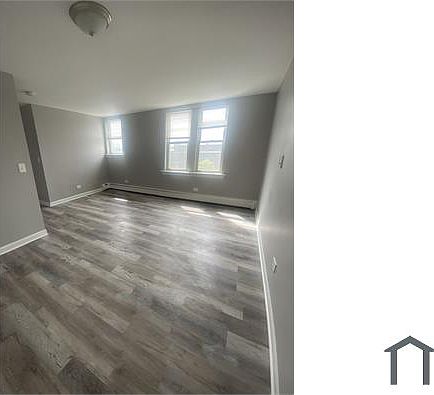 2nd image of 7147 S Jeffery Blvd APT 502